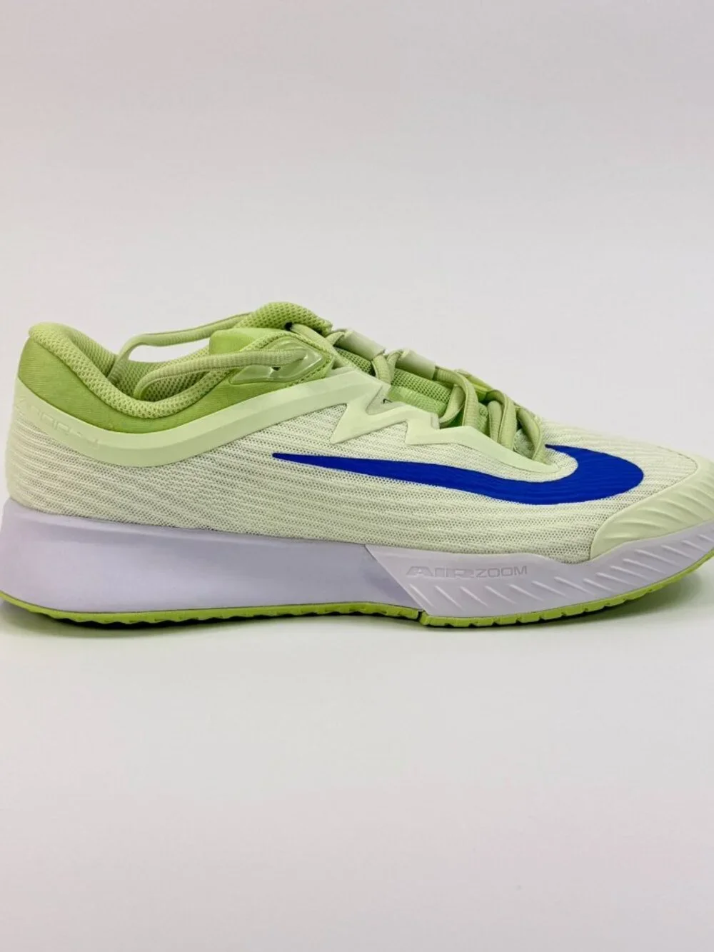 Nike Women's Vapor Pro 3 Hard Court Tennis 'Volt Tint' FZ2158-700 Multi Size